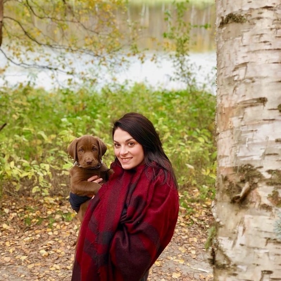 Meet your Posher, Leanne - Picture 1 of 1